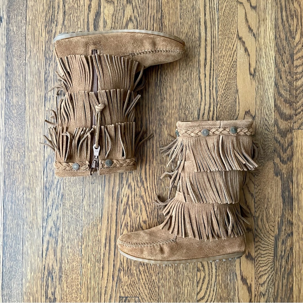 Minnetonka Tiered Fringe Moccasin Boots - Big Kid Size 4